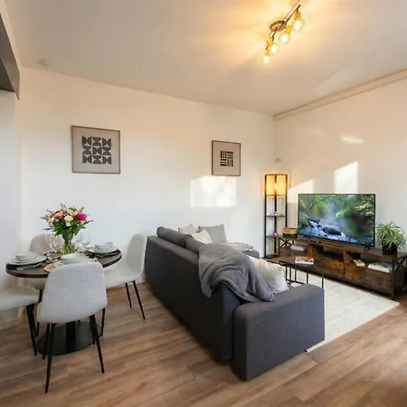 Calme I Wifi Hd I Parking I Bureau I Idéal Pros&couple