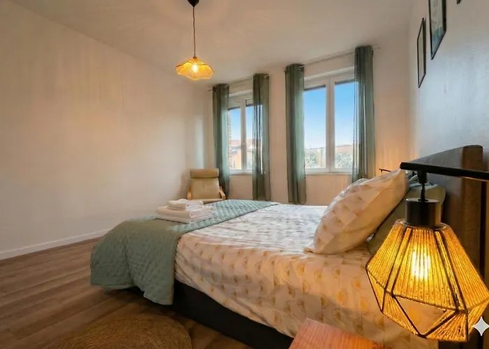 Appartement Calme I Wifi Hd I Parking I Bureau I Ideal Pros & Couple